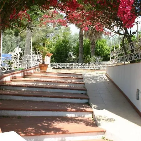 Hotel Teresa San Corrado di Fuori