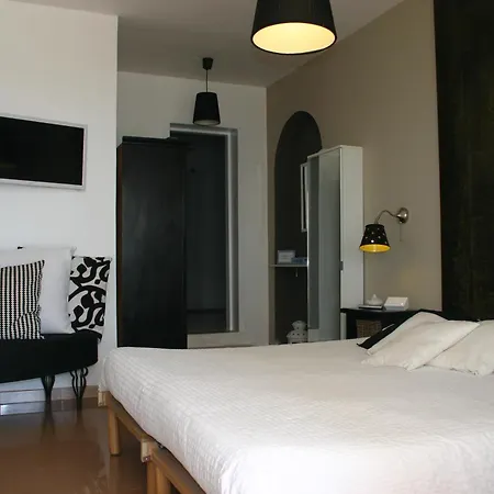 Teresa Hotel