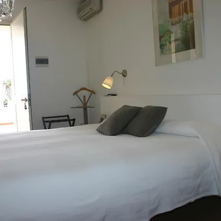 Teresa Hotel San Corrado di Fuori
