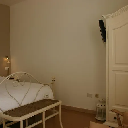 Teresa Hotel 3*