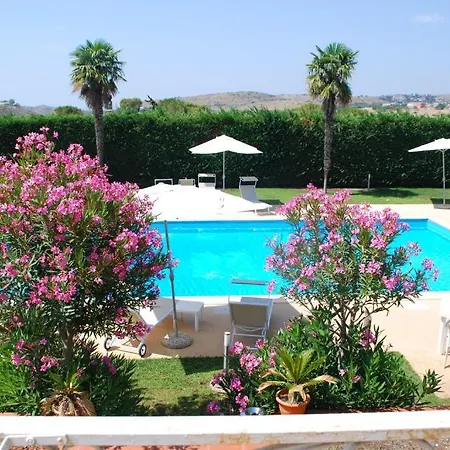 Teresa Hotel 3*